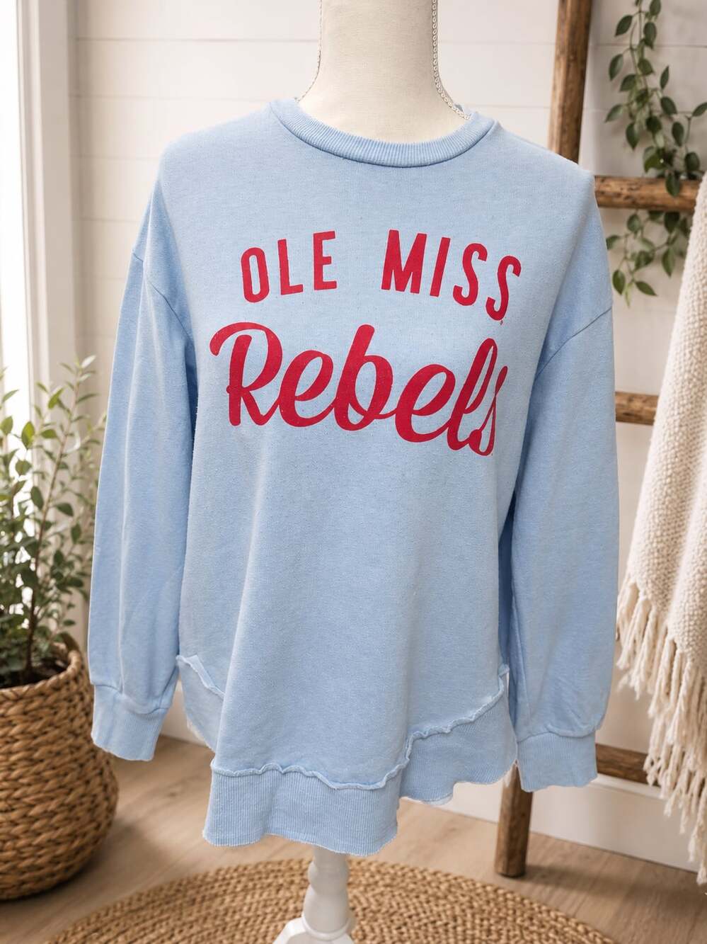 Pressbox Ole Miss Rebels Light Blue Chelsea Oversized Pullover Sweatshirt Small